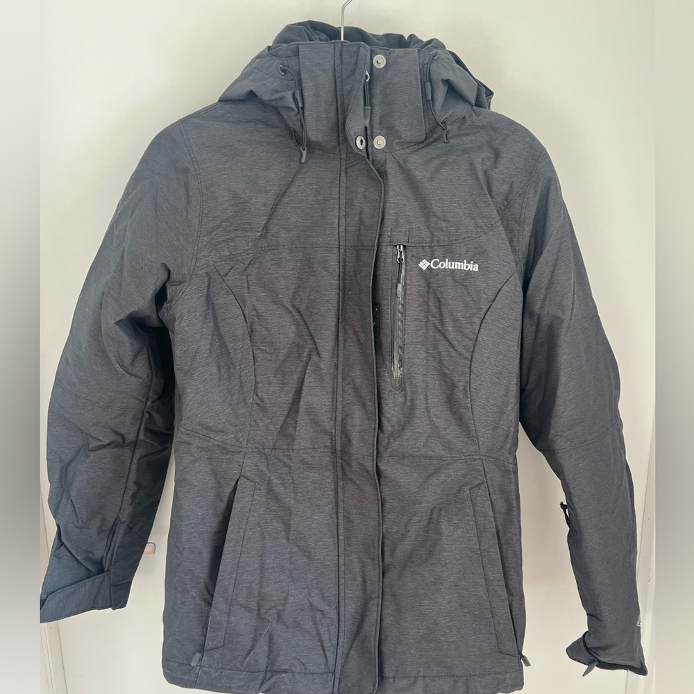 Columbia ski jacket - women’s omniheat insulated
